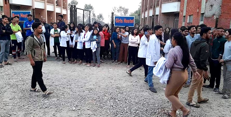 सीएमसीको होस्टलमा भेटियो पेस्तोल