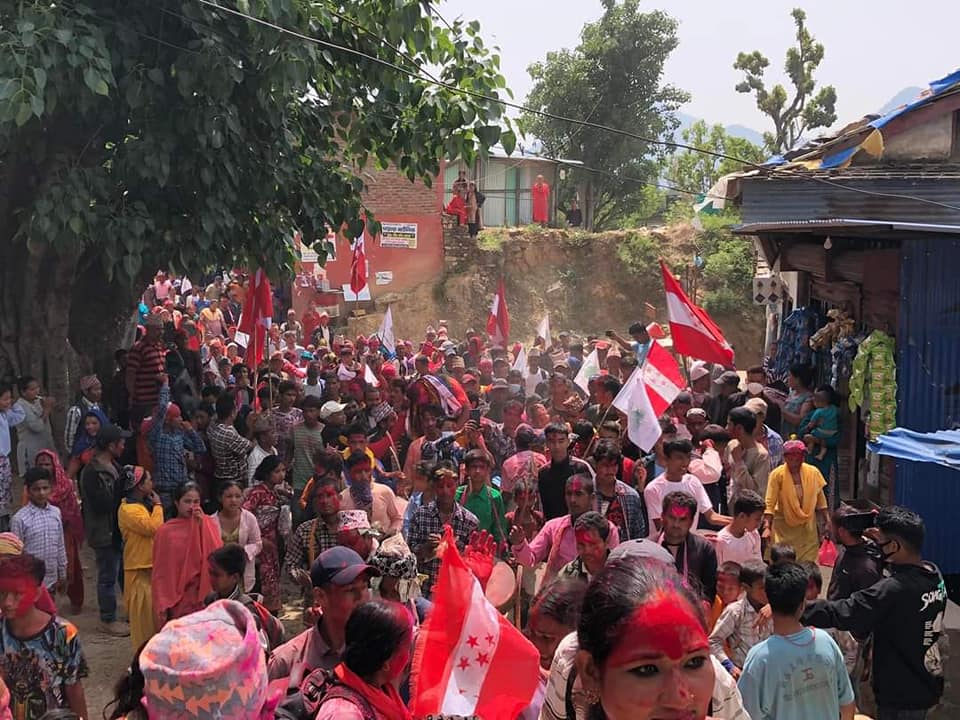 काँग्रेस–तीन,  एमाले–तीन, माओवादी केन्द्र–एक पालिकामा विजयी,कतै विरासत जोगियो, कतै खुस्कियो