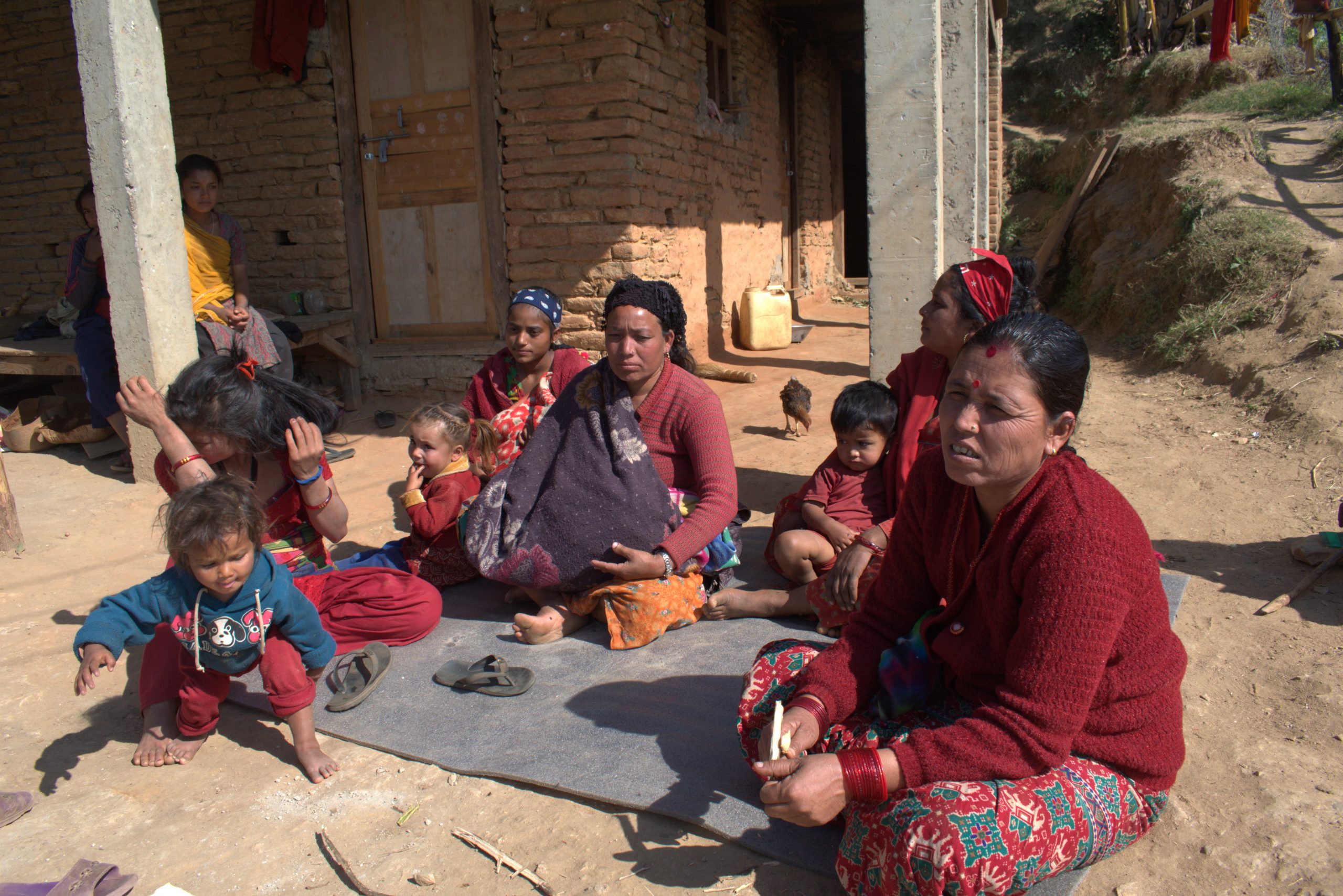 आयो दशैं, आएन चामल